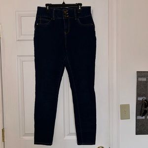Women’s skinny jeans